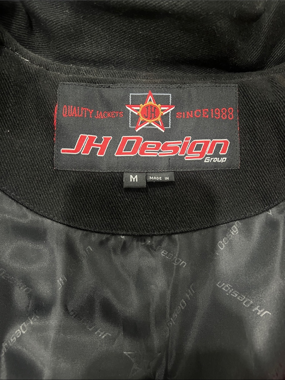 Ford Mustang Red Racing Jacket - Picture 9 of 9